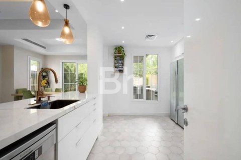 Villa à The Springs, Dubai, 3 chambres, 214 m², № 24944 - photo 18