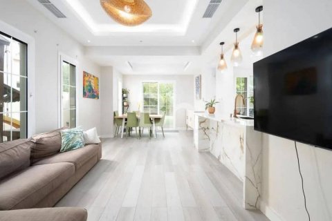 Villa à The Springs, Dubai, 3 chambres, 214 m², № 24944 - photo 15