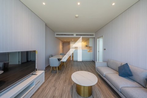 Apartamento en Dubai, 1 dormitorio, 74.8 m², № 7554 - foto 1