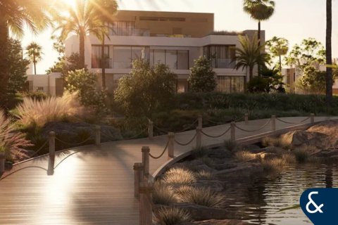 Купить таунхаус в Dubai Land, Дубай: 4 спальни, 288м², № 91277 - фото 6