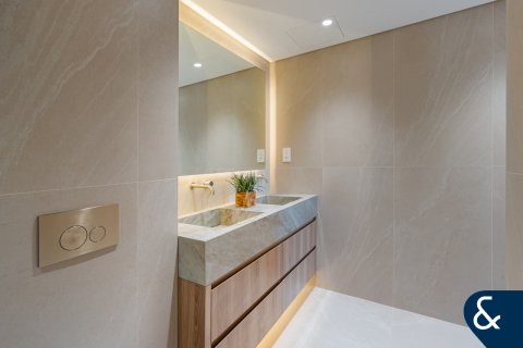 Купить квартиру в Churchill Towers, Бизнес-Бэй, Дубай: 2 спальни, 118м², № 91285 - фото 13