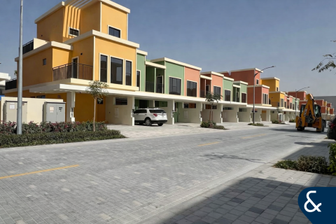 Adosado en Damac Lagoons, Dubai, 3 dormitorios, 144 m², № 91270