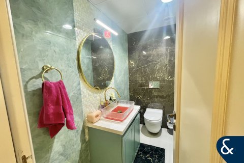 Купить квартиру в Dubai Sports City, Дубай: 2 спальни, 139м², № 91279 - фото 10