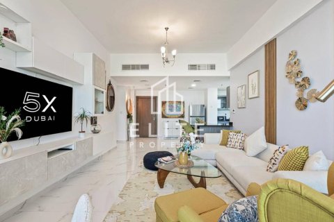 Appartement à Al Furjan, Dubai, 2 chambres, 127 m², № 137374 - photo 9