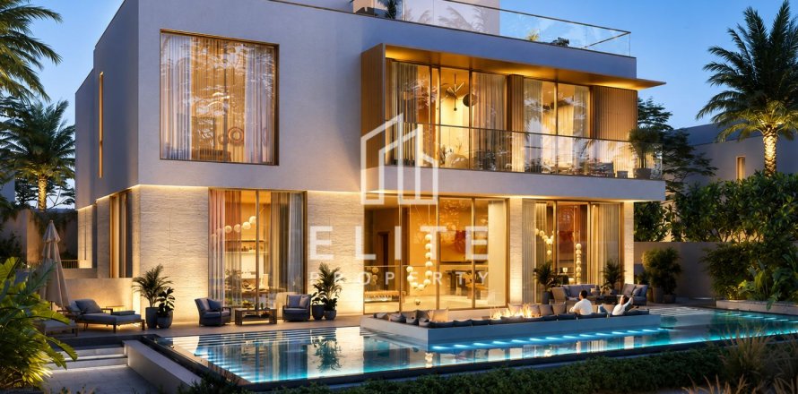 Villa in Dubai 5 bedrooms, 950 sq.m. № 137375