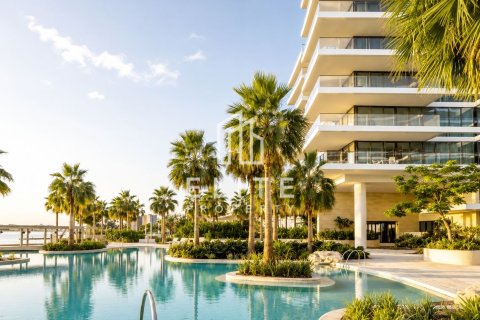 Квартира в Jumeirah Islands, Дубай, 2 спальни, 129м², № 137382