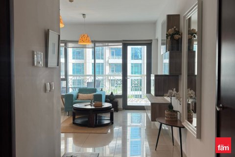 Снять в аренду квартиру в Даунтаун Дубай (Даунтаун Бурдж Дубай), Дубай: 1 спальня, 79.3м², № 92141 - фото 2