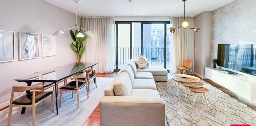 Apartamento en Al Wasl, Dubai, 2 dormitorios, 161.5 m², № 92140