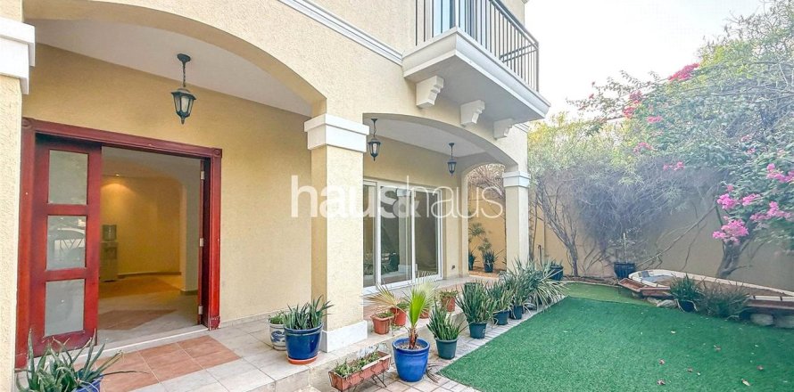 Villa in Dubai Investment Park, Dubai 5 bedrooms, 548 sq.m. № 44536