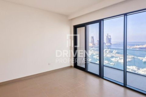 Apartamento en Mina Rashid, Dubai, 3 dormitorios, 153.38 m², № 128042 - foto 2