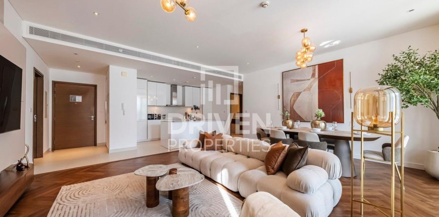 Apartment in City Walk, Dubai 2 bedrooms, 174.38 sq.m. № 138657
