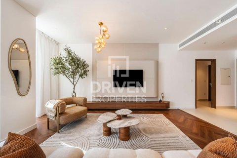 Apartment in City Walk, Dubai 2 bedrooms, 174.38 sq.m. № 138657 - photo 3