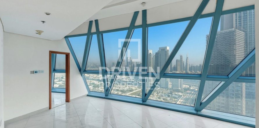Apartment in Park Towers, DIFC, Dubai 1 bedroom, 161.65 sq.m. № 127575