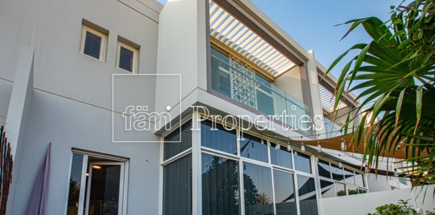 Maison de ville à Dubai, 2 chambres, 165 m², № 14307