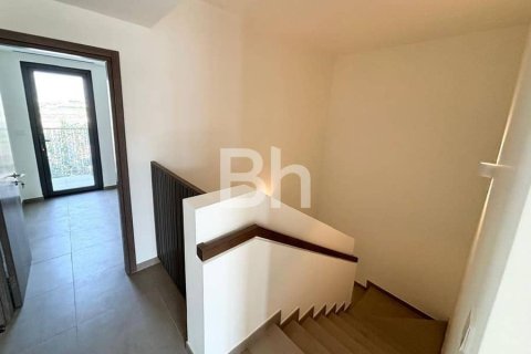 Снять в аренду таунхаус в Tilal Al Ghaf, Дубай: 3 спальни, 200м², № 22302 - фото 19