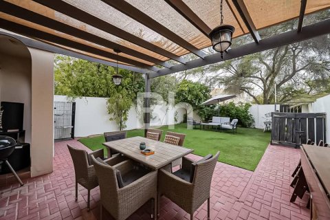 Villa in Arabian Ranches, Dubai 3 bedrooms, 228 sq.m. № 22306 - photo 2