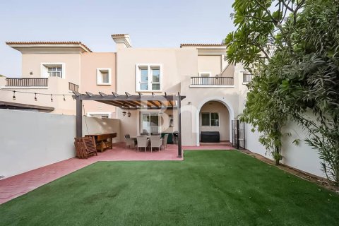 Villa in Arabian Ranches, Dubai 3 bedrooms, 228 sq.m. № 22306 - photo 1
