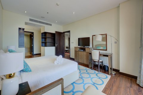 Apartamento en Palm Jumeirah, Dubai, 2 dormitorios, 165 m², № 97136 - foto 12