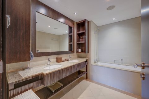 Apartamento en Palm Jumeirah, Dubai, 2 dormitorios, 165 m², № 97136 - foto 13