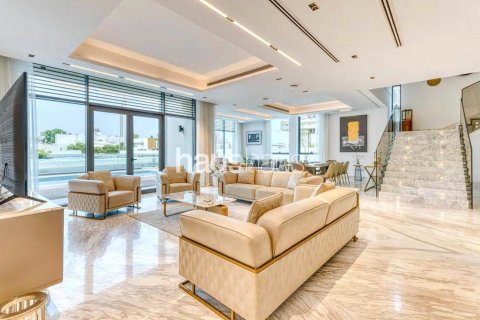 Villa à Palm Jumeirah, Dubai, 7 chambres, 883 m², № 44763 - photo 1