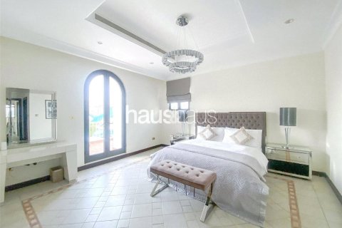 Villa in Garden Homes, Palm Jumeirah, Dubai 5 bedrooms, 623 sq.m. № 44764 - photo 23
