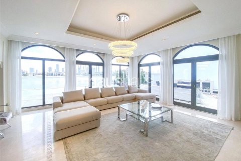 Villa in Garden Homes, Palm Jumeirah, Dubai 5 bedrooms, 623 sq.m. № 44764 - photo 4