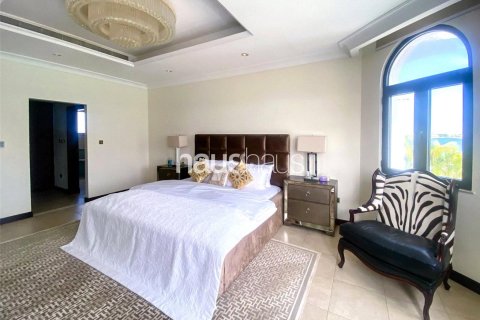 Villa in Garden Homes, Palm Jumeirah, Dubai 5 bedrooms, 623 sq.m. № 44764 - photo 18