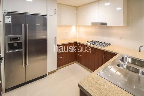 Apartment in Burj Vista, Downtown Dubai (Downtown Burj Dubai), Dubai 2 bedrooms, 138 sq.m. № 44762 - photo 4