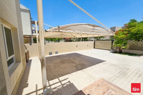 Villa à Dubai, 4 chambres, 617.9 m², № 112363 - photo 5