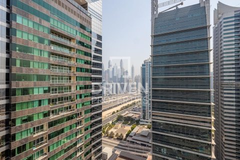 Apartment in Jumeirah Lake Towers, Dubai 1 bedroom, 73.39 sq.m. № 127631 - photo 14