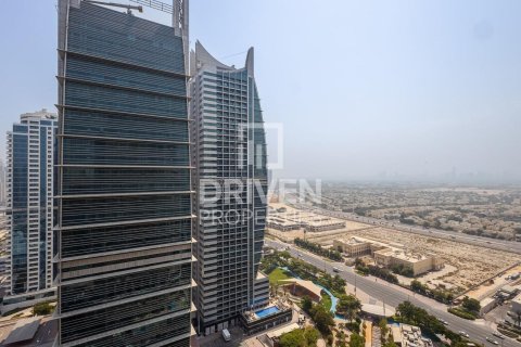Apartment in Jumeirah Lake Towers, Dubai 1 bedroom, 73.39 sq.m. № 127631 - photo 15