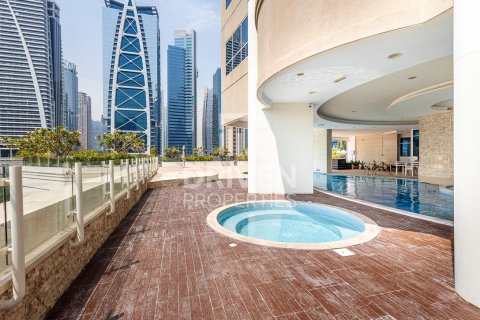 Apartment in Jumeirah Lake Towers, Dubai 1 bedroom, 73.39 sq.m. № 127631 - photo 22