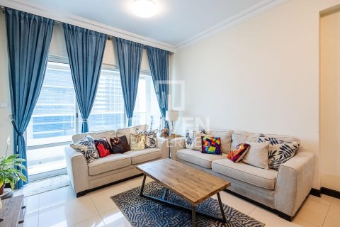 Apartment in Jumeirah Lake Towers, Dubai 1 bedroom, 73.39 sq.m. № 127631