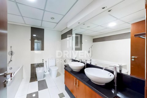 Apartment in Park Towers, DIFC, Dubai 1 bedroom, 98.11 sq.m. № 127622 - photo 13