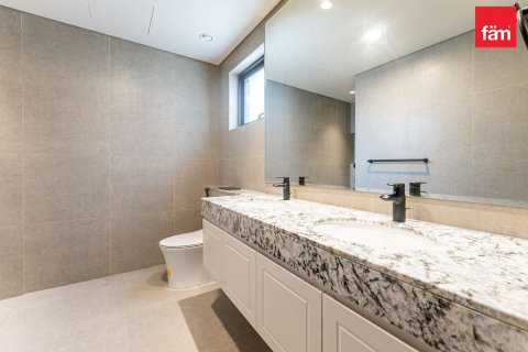 Townhouse in Dubai 5 bedrooms, 183.6 sq.m. № 137458 - photo 9