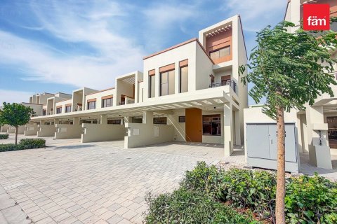 Townhouse in Dubai 5 bedrooms, 183.6 sq.m. № 137458 - photo 10