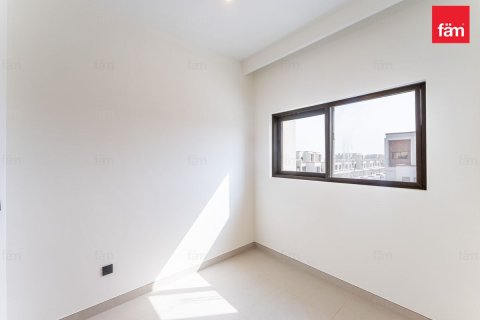 Townhouse in Dubai 5 bedrooms, 183.6 sq.m. № 137458 - photo 2