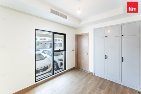 Townhouse in Dubai 5 bedrooms, 183.6 sq.m. № 137458 - photo 11