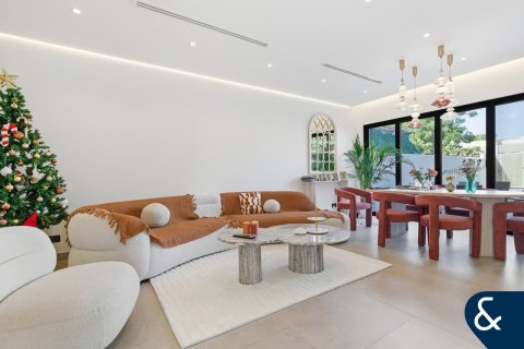 Villa in Springs 14, The Springs, Dubai 3 bedrooms, 228 sq.m. № 91172 - photo 2