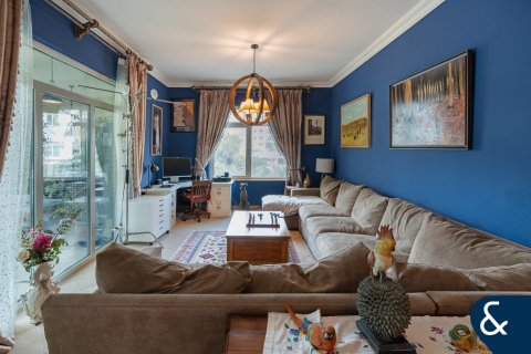 Apartment in Shoreline Apartments, Palm Jumeirah, Dubai 3 bedrooms, 201 sq.m. № 91173 - photo 2