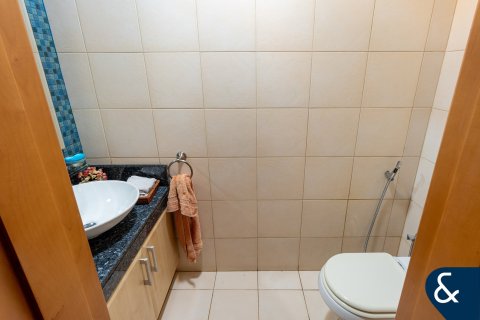 Apartment in Shoreline Apartments, Palm Jumeirah, Dubai 3 bedrooms, 201 sq.m. № 91173 - photo 18