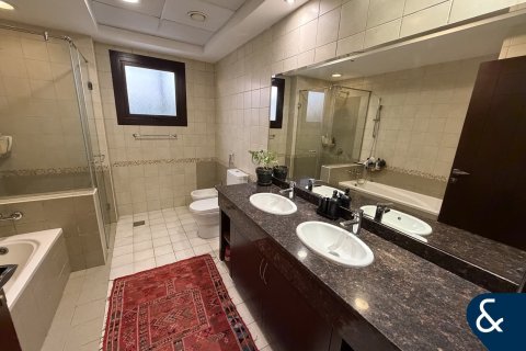 Villa in Mudon, Dubai 4 bedrooms, 354 sq.m. № 91169 - photo 11