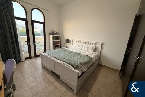 Villa in Mudon, Dubai 4 bedrooms, 354 sq.m. № 91169 - photo 16