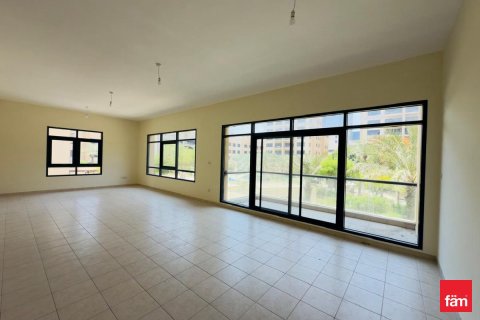 Apartment in Dubai 3 bedrooms, 166.5 sq.m. № 40596 - photo 2