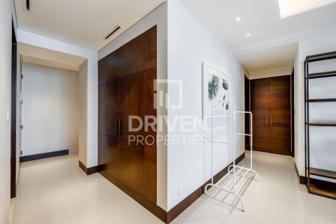 Appartement à The Address Sky View Towers, Downtown Dubai (Downtown Burj Dubai), Dubai, 3 chambres, 187.76 m², № 135873 - photo 3