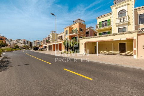 Townhouse in Jumeirah, Dubai 4 bedrooms, 397.9 sq.m. № 135872 - photo 27