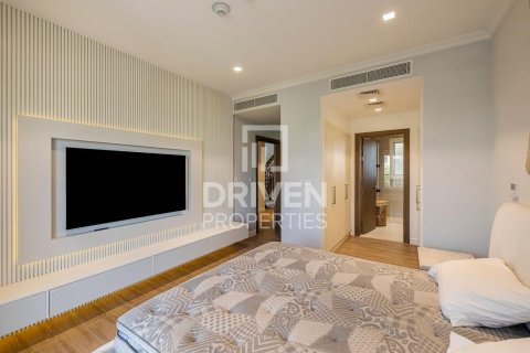 Townhouse in Jumeirah, Dubai 4 bedrooms, 397.9 sq.m. № 135872 - photo 16