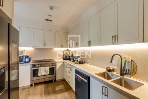 Townhouse in Jumeirah, Dubai 4 bedrooms, 397.9 sq.m. № 135872 - photo 19