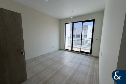 Adosado en DAMAC Hills (Akoya by DAMAC), Dubai, 5 dormitorios, 328 m², № 98576 - foto 14