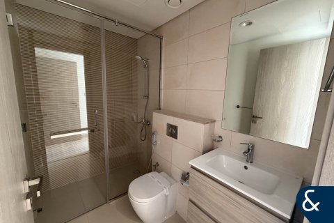 Adosado en DAMAC Hills (Akoya by DAMAC), Dubai, 5 dormitorios, 328 m², № 98576 - foto 16